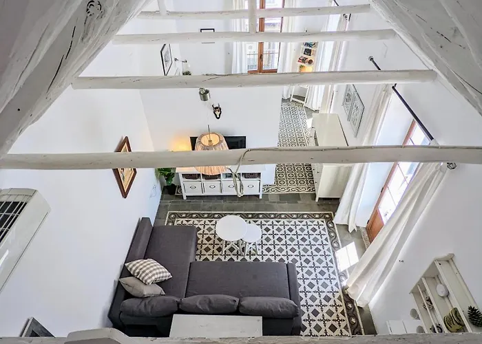 Location In Apartamento *